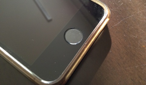 Featured image of post iPhone5s のホームボタンが？