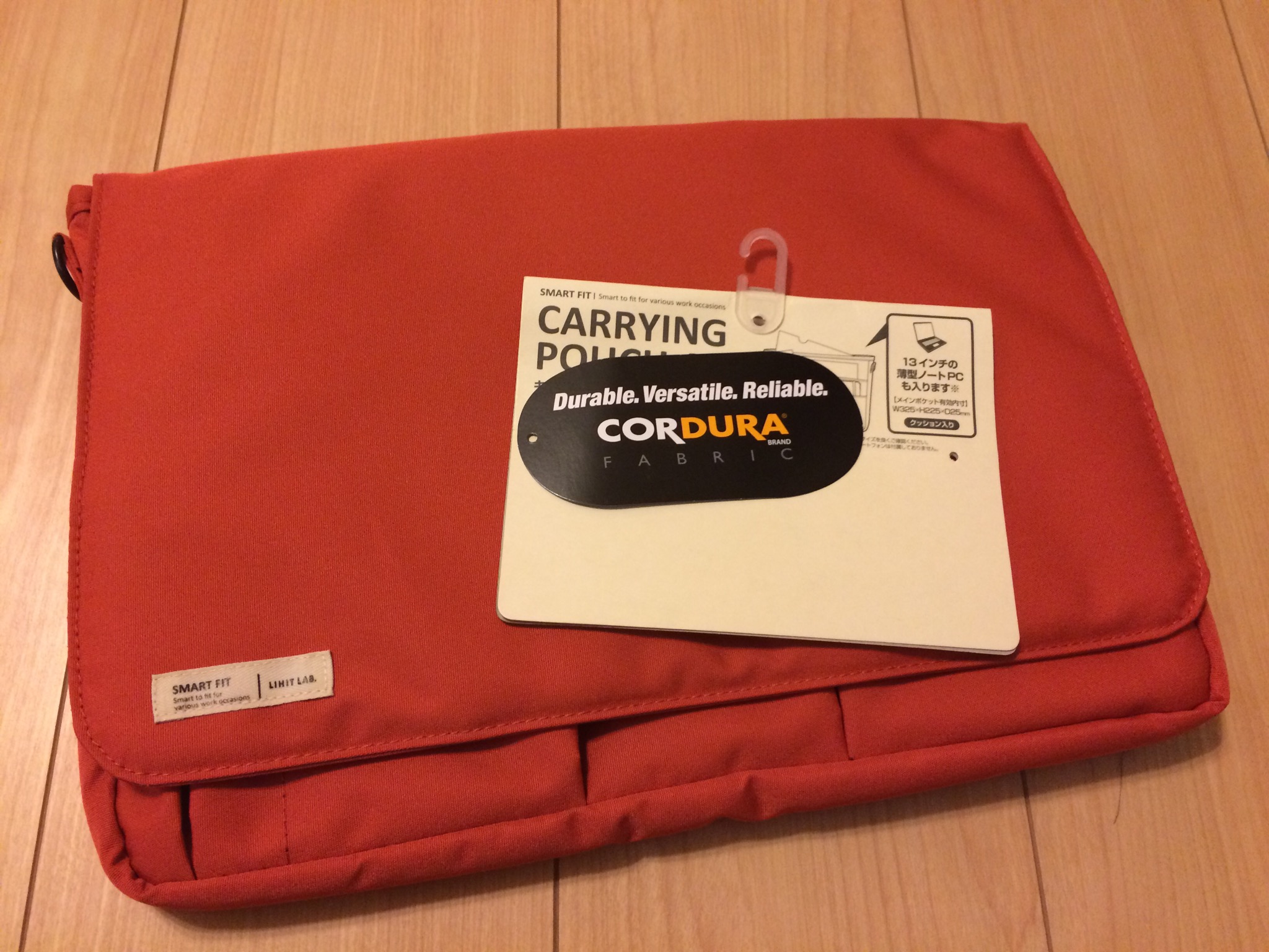 持ち運び用のPCバック